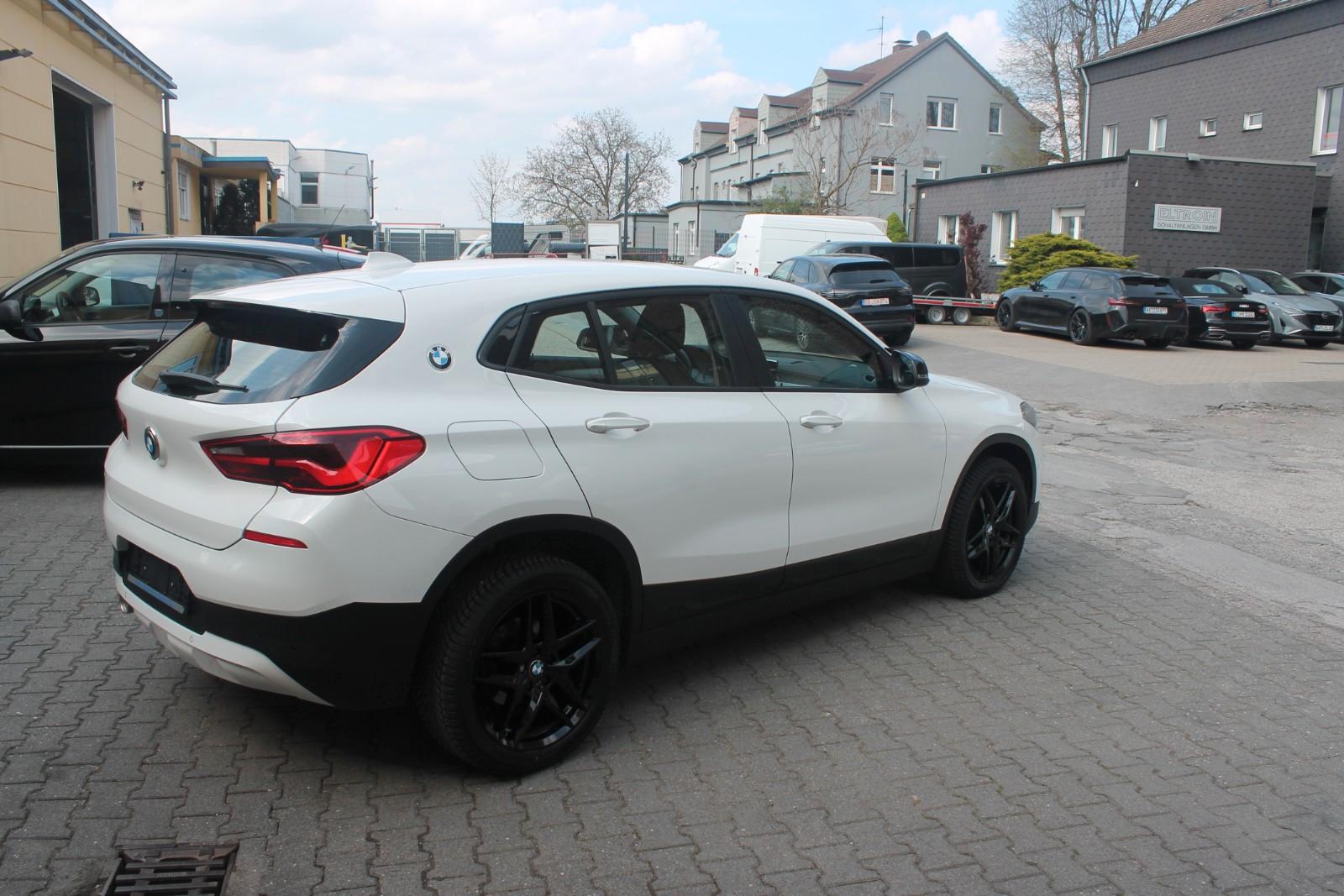 BMW X2 sDrive18i*LED*Navi*RÜKA*AHK*neuer 18"Radsatz*