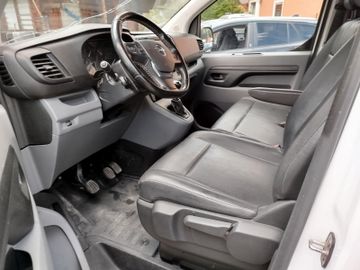 Opel Vivaro - 11