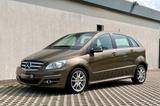 Mercedes-Benz B200 Sport-Paket *Sitzheizung*PDC *Leder*TÜV NEU - gebrauchte Mercedes-Benz B 200 aus dem Jahr 2011