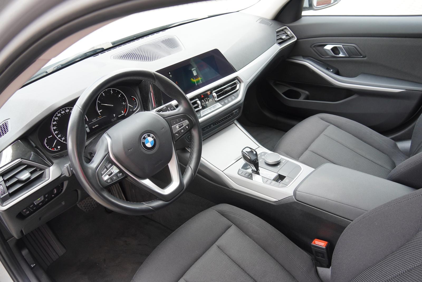 BMW 3 Series d xDrive Advantage LED Navi Tempomat SHZ PDC, миниатюра 10