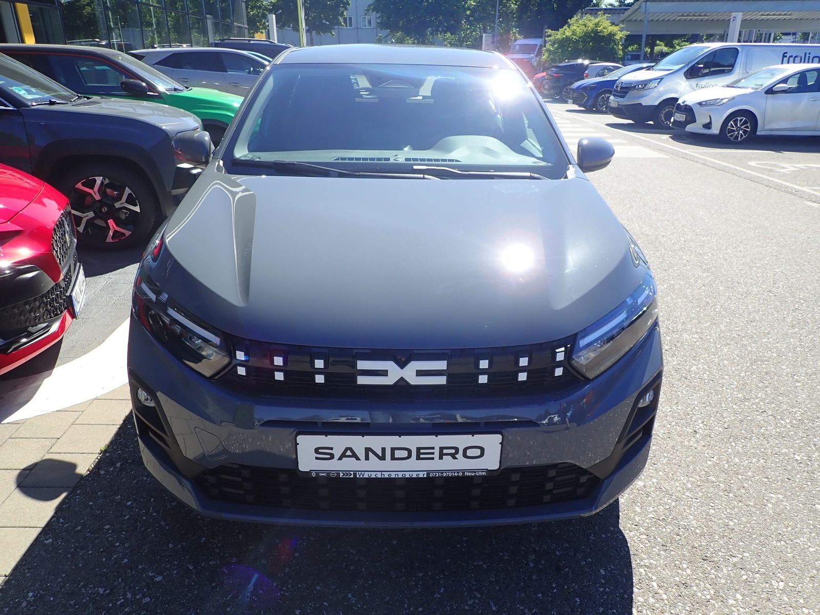 Fahrzeugabbildung Dacia Sandero Expression TCe 100