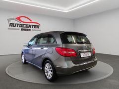 MERCEDES-BENZ B 180  CDI Automatik Navi PDC SHZ 