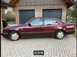 Mercedes-Benz E200 Elegant Benzin biege Vollleder Klima ... - gebrauchte Mercedes-Benz E 200 aus dem Jahr 1998
