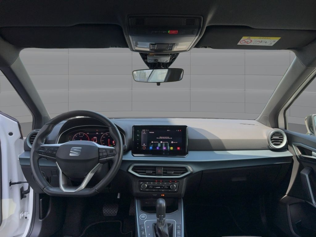Fahrzeugabbildung SEAT Arona Xperience NAVI  RÜCKFAHRK. VOLL- LED