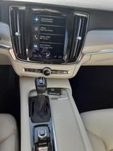 Volvo V90 T5 Momentum, 254 PS, sehr gepfle... - Volvo V90 von privat