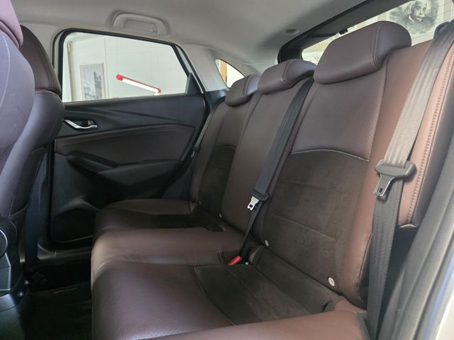 MAZDA CX-3 — Foto 31