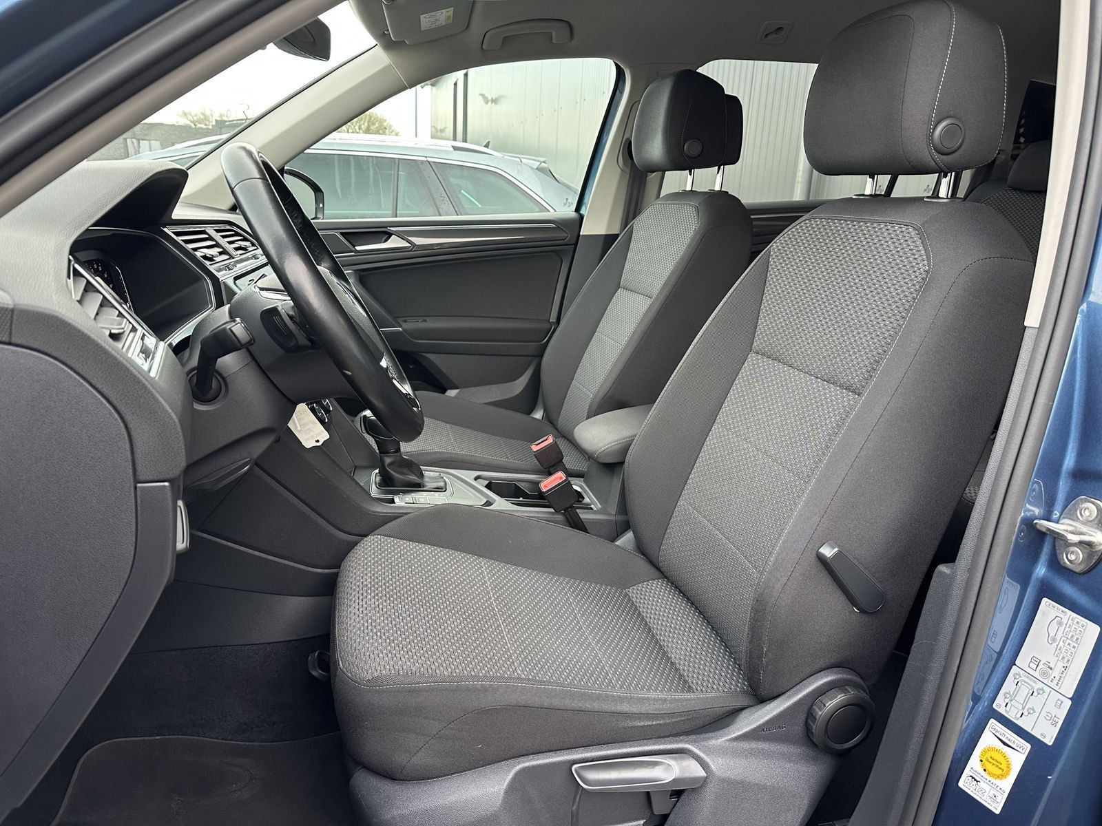 Fahrzeugabbildung Volkswagen Tiguan Allspace 2.0 TDI DSG CL NAV+DYNAUDIO+18ZO