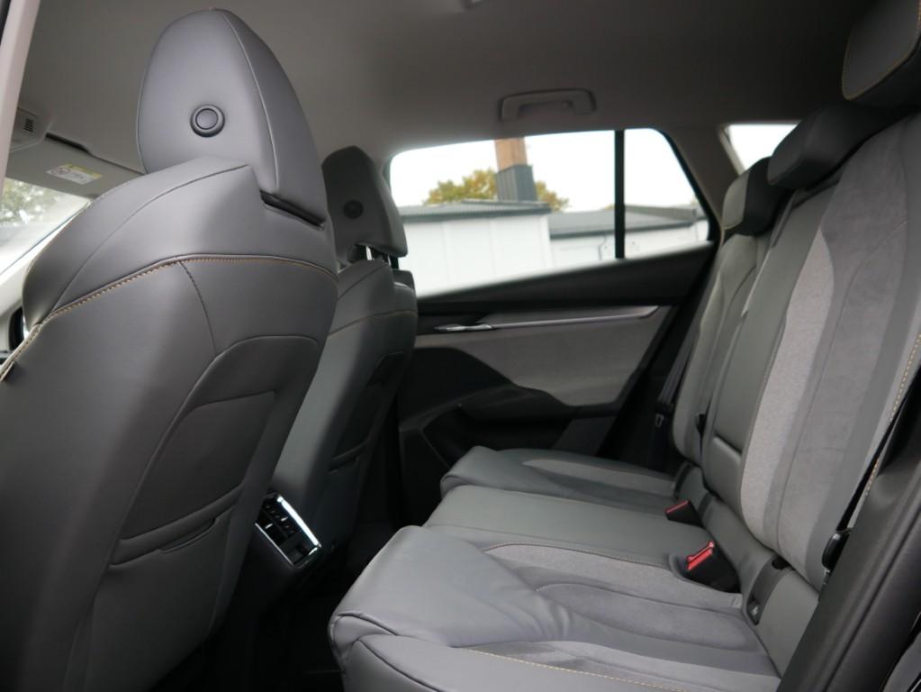 Skoda Enyaq 60 Loft LED Navi ACC Kamera Sitzheizung