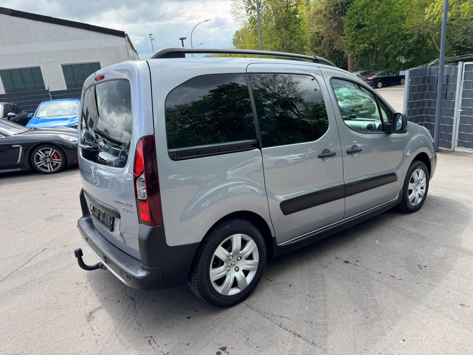 Peugeot PARTNER TEEPEE*NAVI*KLIMA*AHK*R-KAMERA*EURO 6*