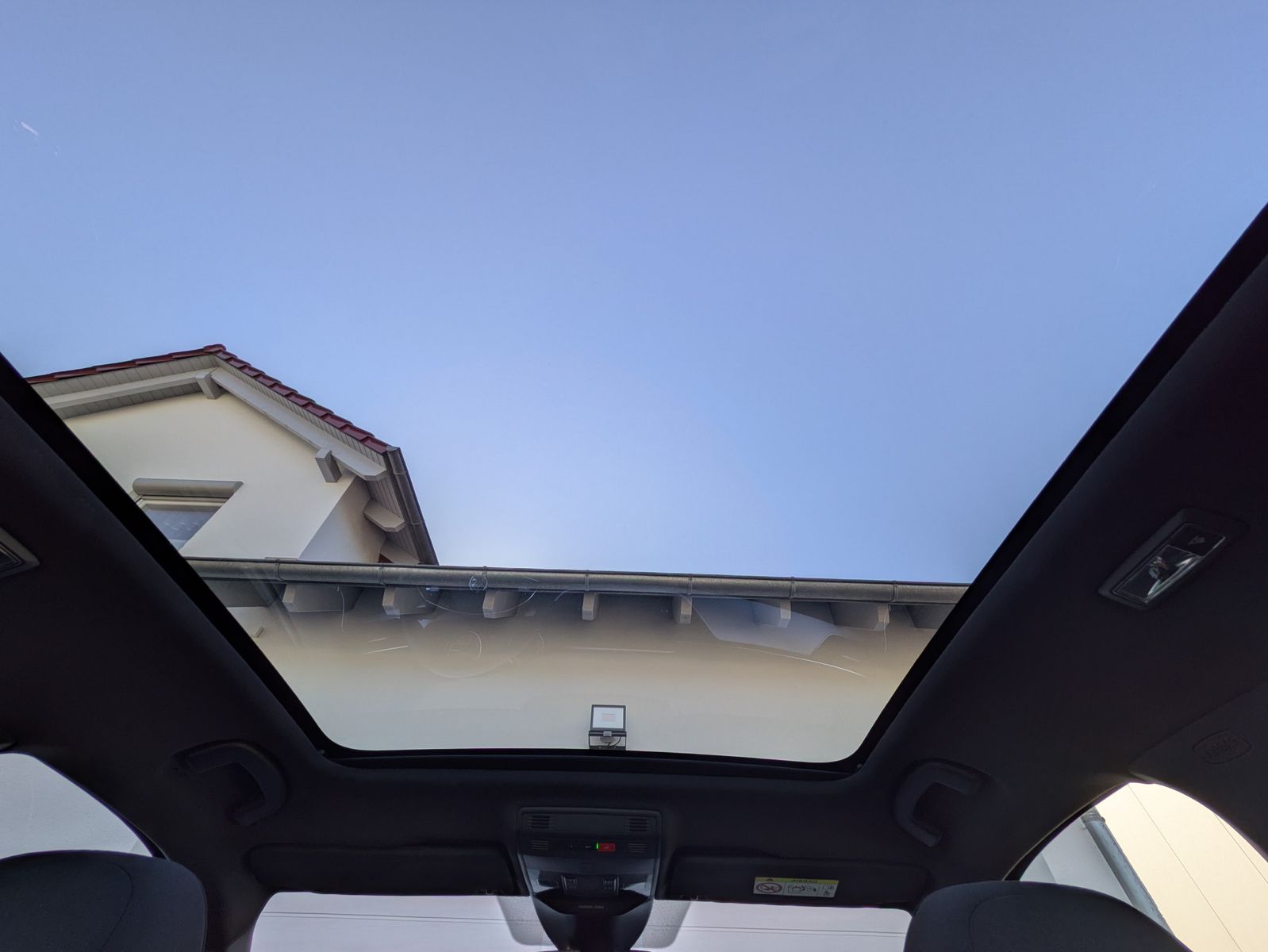 Fahrzeugabbildung SKODA Kamiq 1.0 TSI Tour DSG LED*PANO*SMART LINK*CAM