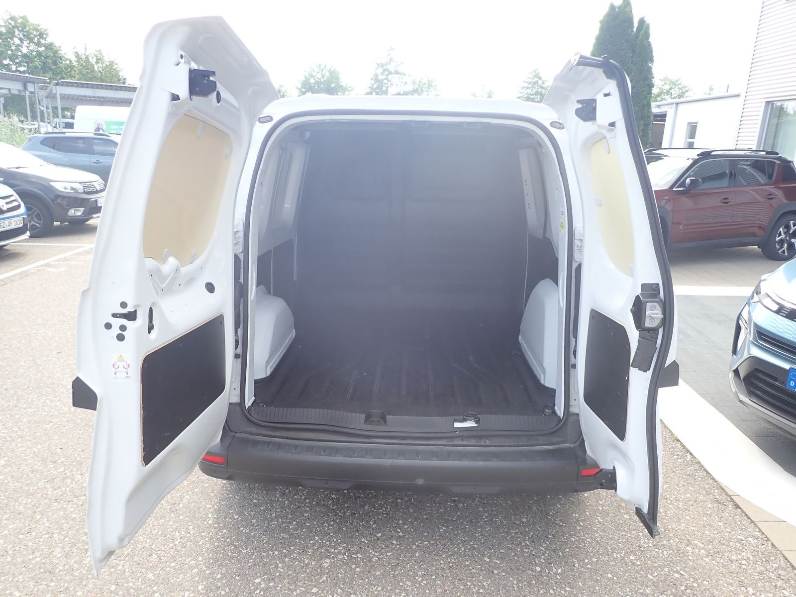 Fahrzeugabbildung Renault Kangoo III Rapid Start L1 E-Tech Electric