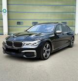 BMW M760Li V12 609PS |Vollausst|Laser|Massage - BMW M760 Gebrauchtwagen