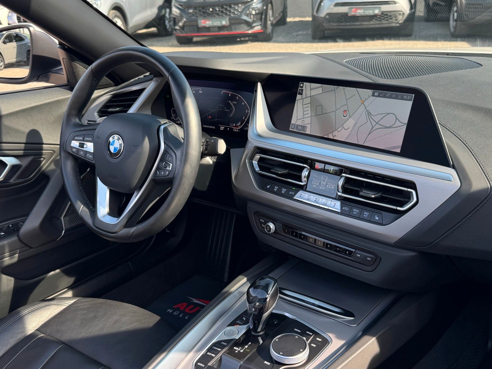 Fahrzeugabbildung BMW Z4 sDrive20i Aut. Advantage Tempo. H&K PDC SHZ