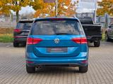 Volkswagen Touran 2.0 TDI SCR DSG Highline AHK ACC LED NAVI - mit Diesel-Antrieb: Blau, Alcantara, Abstandswarner