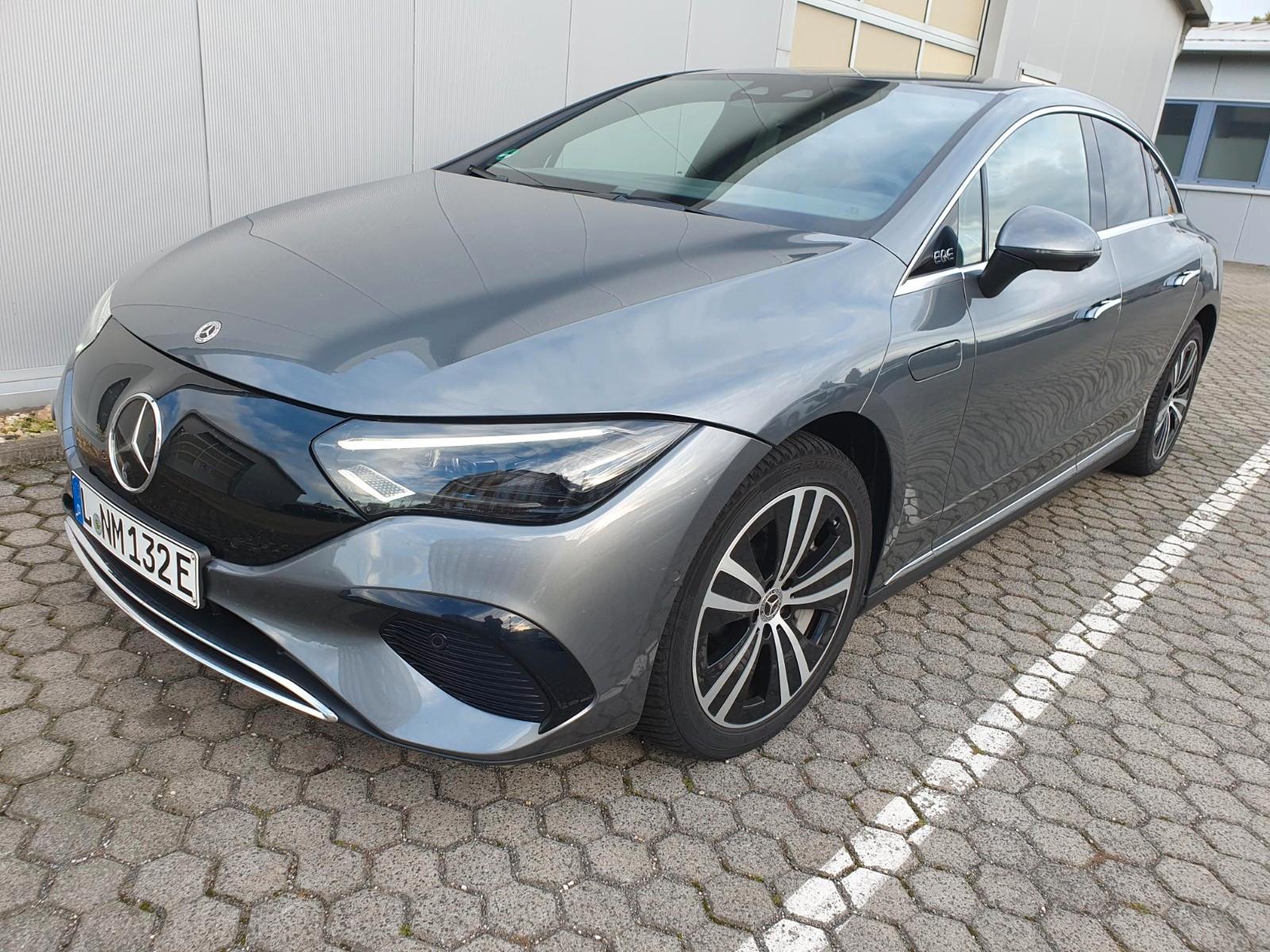 Mercedes-Benz EQE300 Premium/Sound/Hinterachslenkung, SOH 96%