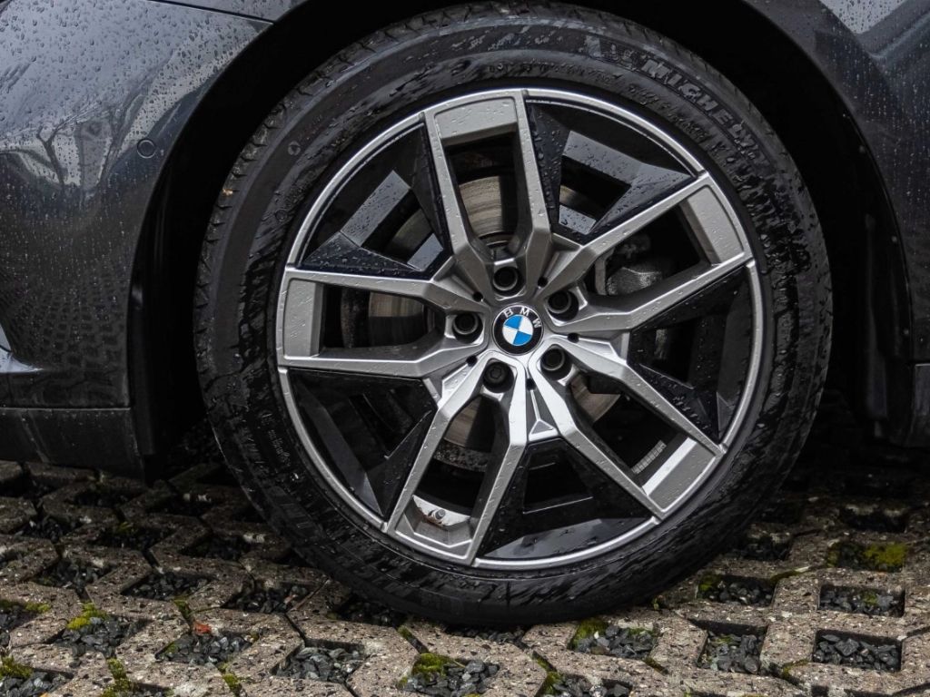 BMW 520 i AHK Navi HUD LED 360Kamera Leder LenkradHZ foto 5