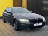 BMW 530dA M-SportPaket+AHK+Leder+Laser+Pano+Head-Up - BMW 530: 530d M Sportpaket