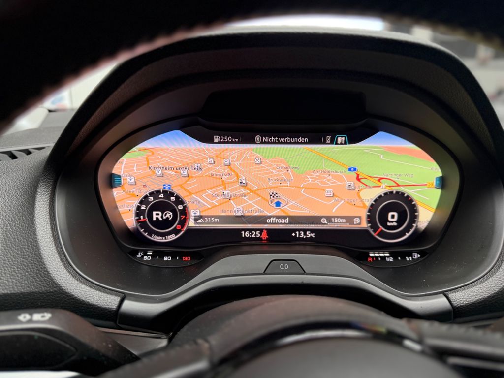 AUDI Q2 35 TFSI/SPORT/VIRTUELLES/ACC/LED AUDI Q2 35 TFSI/SPORT/VIRTUELLES/ACC/LED