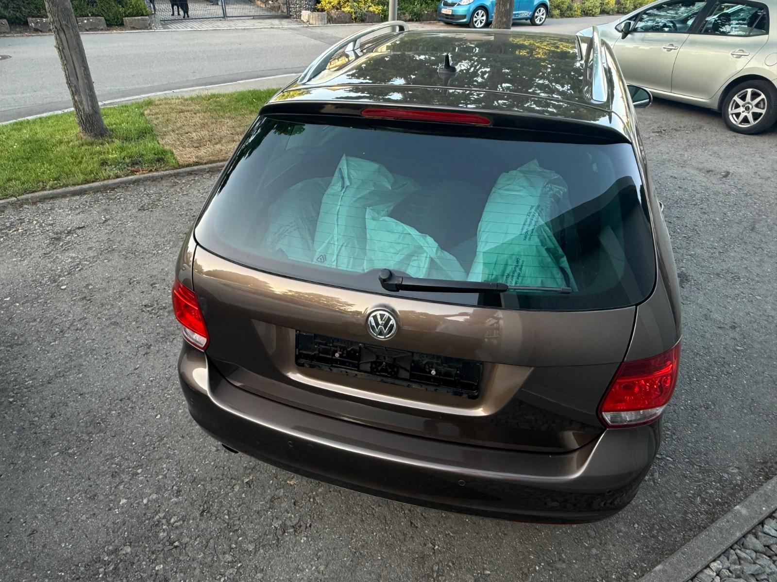 Volkswagen Golf 2010 — photo 5