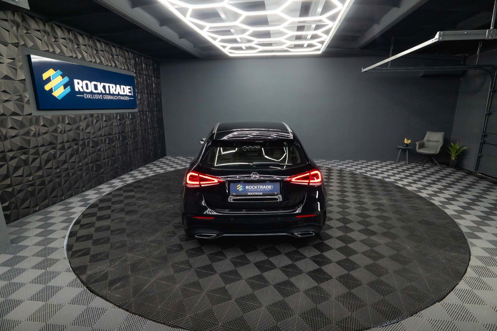 Fahrzeugabbildung Mercedes-Benz A 200 AMG Line *LED*Virtual Cockpit*CarPlay*