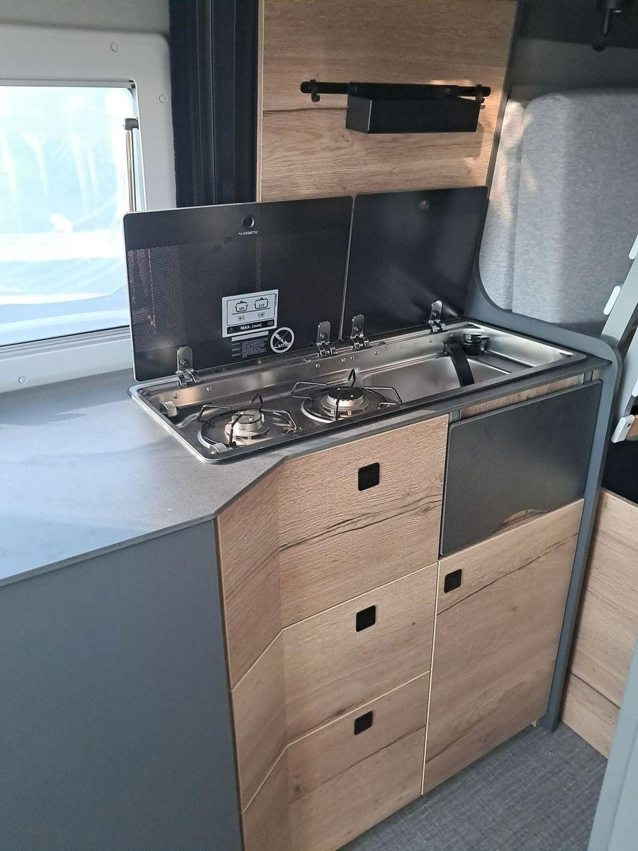 Fahrzeugabbildung Pössl Roadstar X Mercedes 190 PS Solar, Dachklima,
