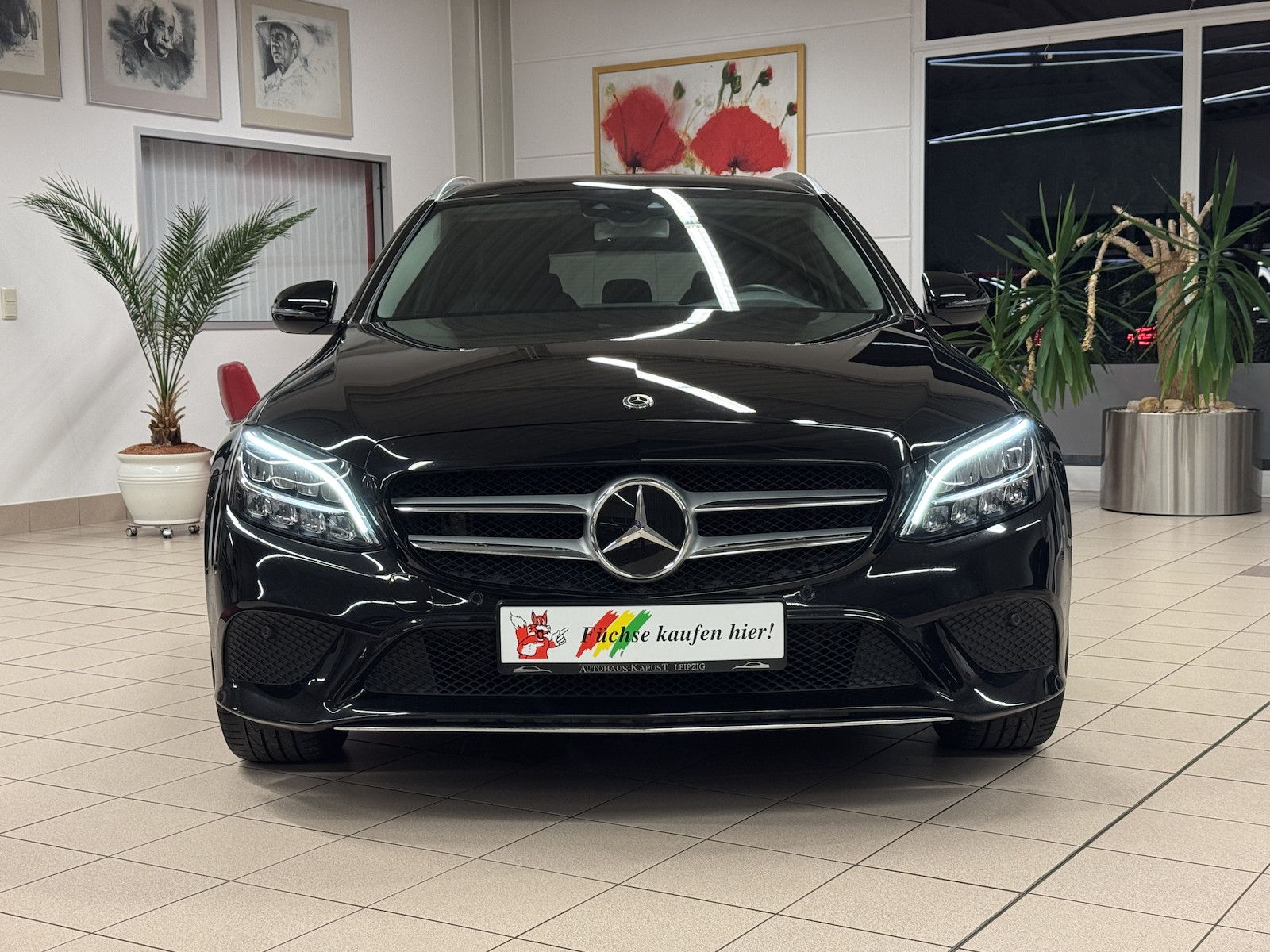 Fahrzeugabbildung Mercedes-Benz C 300 T Aut. /LED/HuD/Distro/Spur/VZE