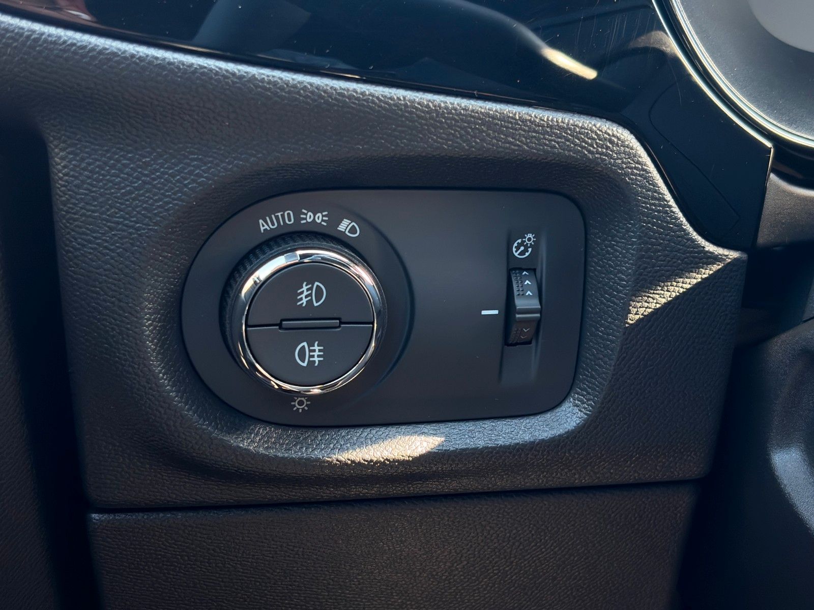 Fahrzeugabbildung Opel Corsa F GS 1.2 Turbo LHZ CAM LED CAM CarPlay