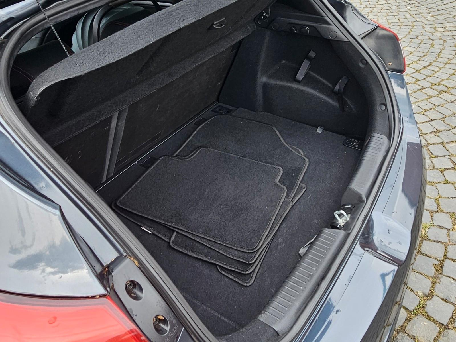 Hyundai i30 turbo | TÜV NEU(10/28) | Panoramadach 