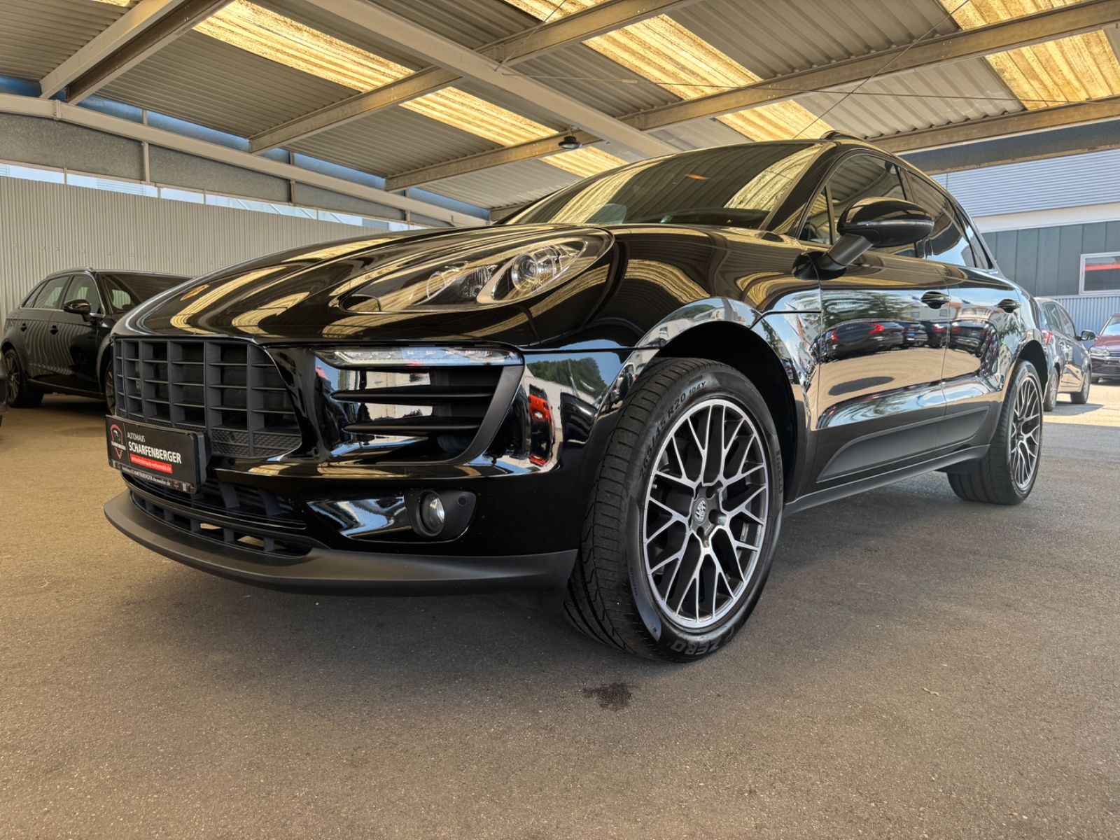 PORSCHE Macan*Approved+Kamera+Luft+AHK+4x Sitz.Hz+Pano