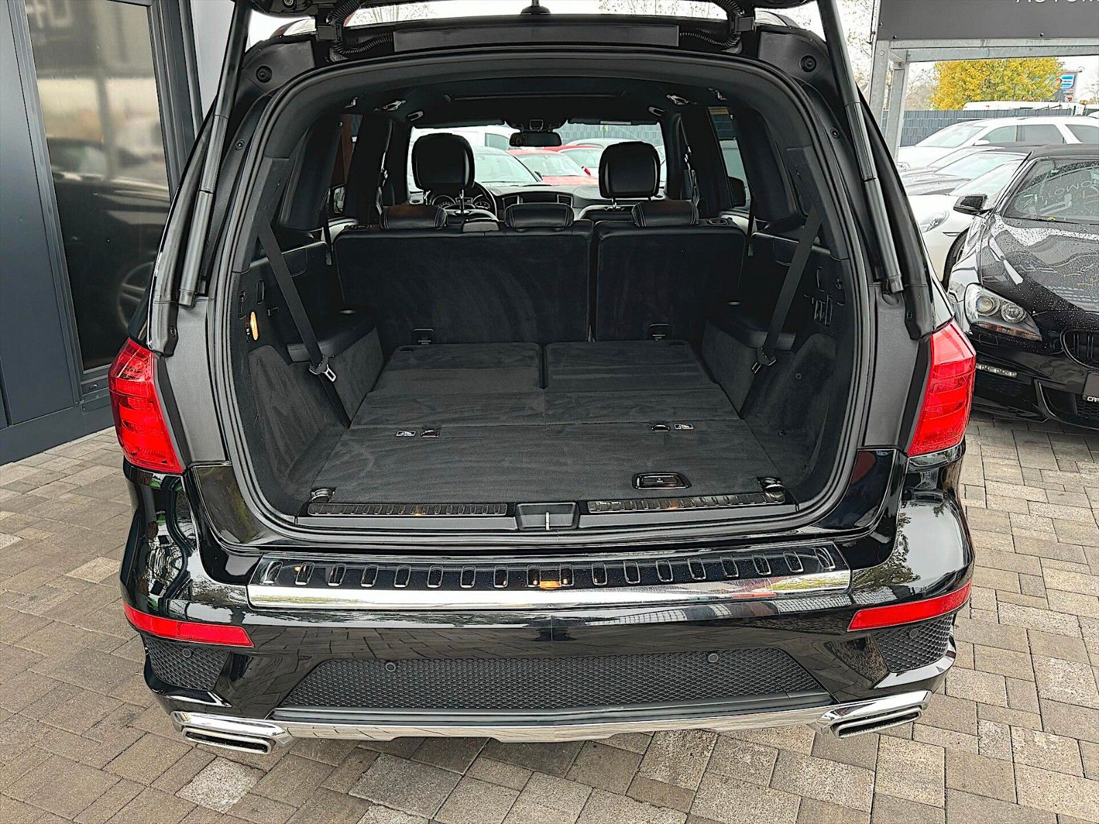 Fahrzeugabbildung Mercedes-Benz GL 500 V8 BlueEfficiency 4Matic AMG Sport *ACC*