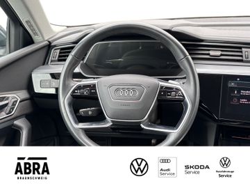 Audi Q8 e-tron - 11