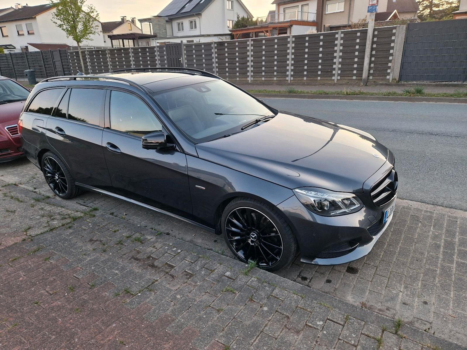MERCEDES-BENZ Mercedes Benz E220d
