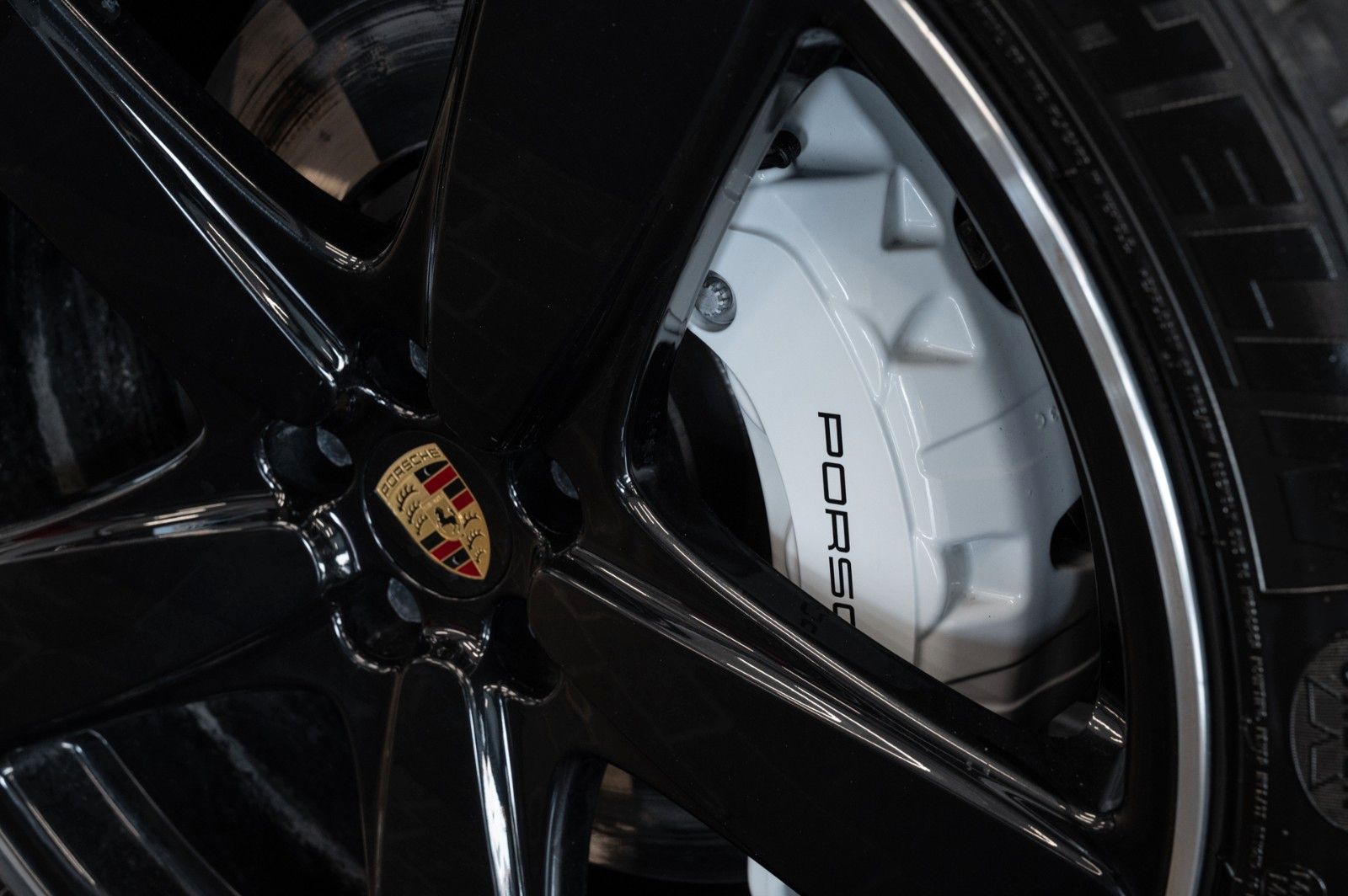 Porsche Macan GTS SPORT-DESIGN AHK ACC PANO 21-ZOLL foto 11