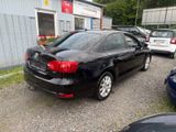 Volkswagen Jetta 1.6 TDI - Volkswagen Jetta aus 2011: TDI