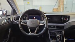 Fahrzeugabbildung Volkswagen Polo VI Style Navi Matrix PDC SiHz ACC DAB Virtu