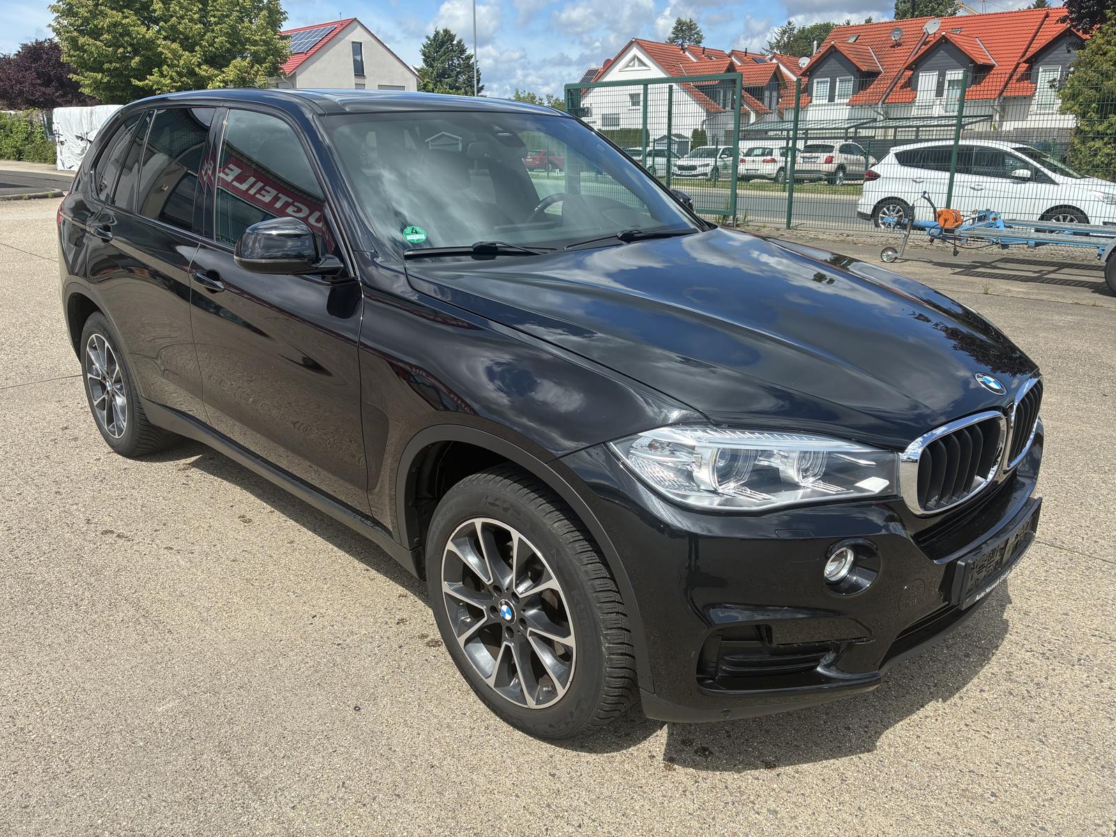 BMW X5 xDrive 30d //SHADOW LINE//HUD//MEMORY//PANO