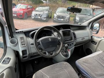 Renault Trafic - 12