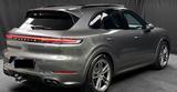 Porsche Cayenne E-Hybrid - Porsche Cayenne mit Hybrid-Antrieb: Grau
