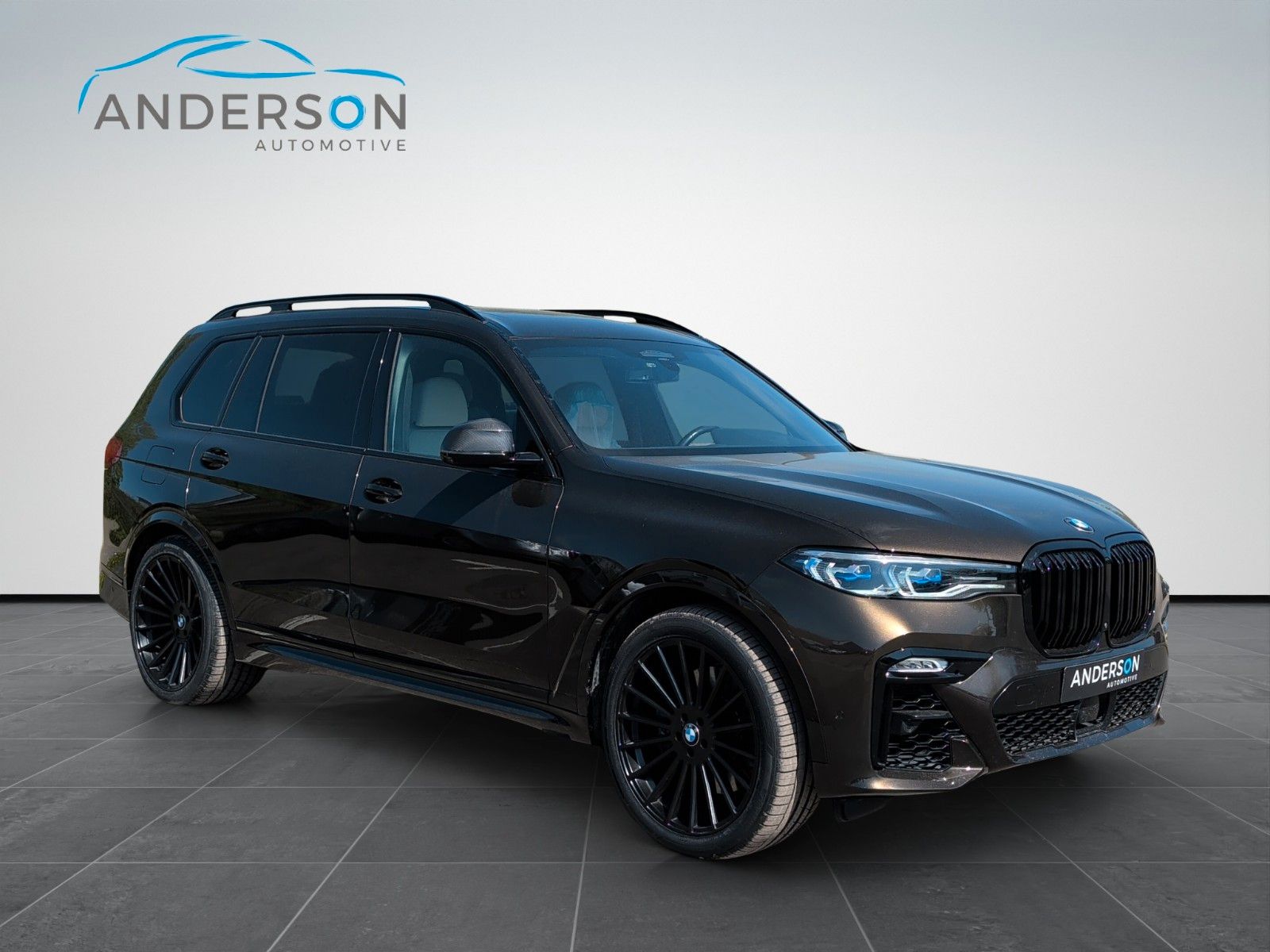 Fahrzeugabbildung BMW X7 M50i HUD B&W VOLL SHADOW LED TV CARBON 22"