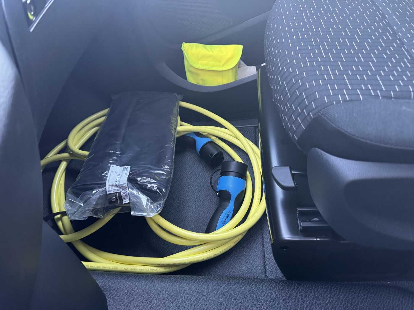 Fahrzeugabbildung Mercedes-Benz eVito 112 Audio 30 Sitzheizung Kamera Tempomat