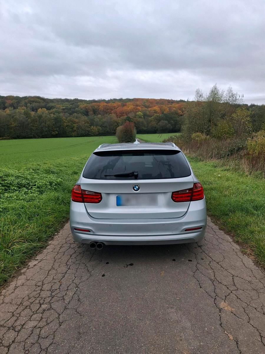 BMW 320 2013 — photo 5