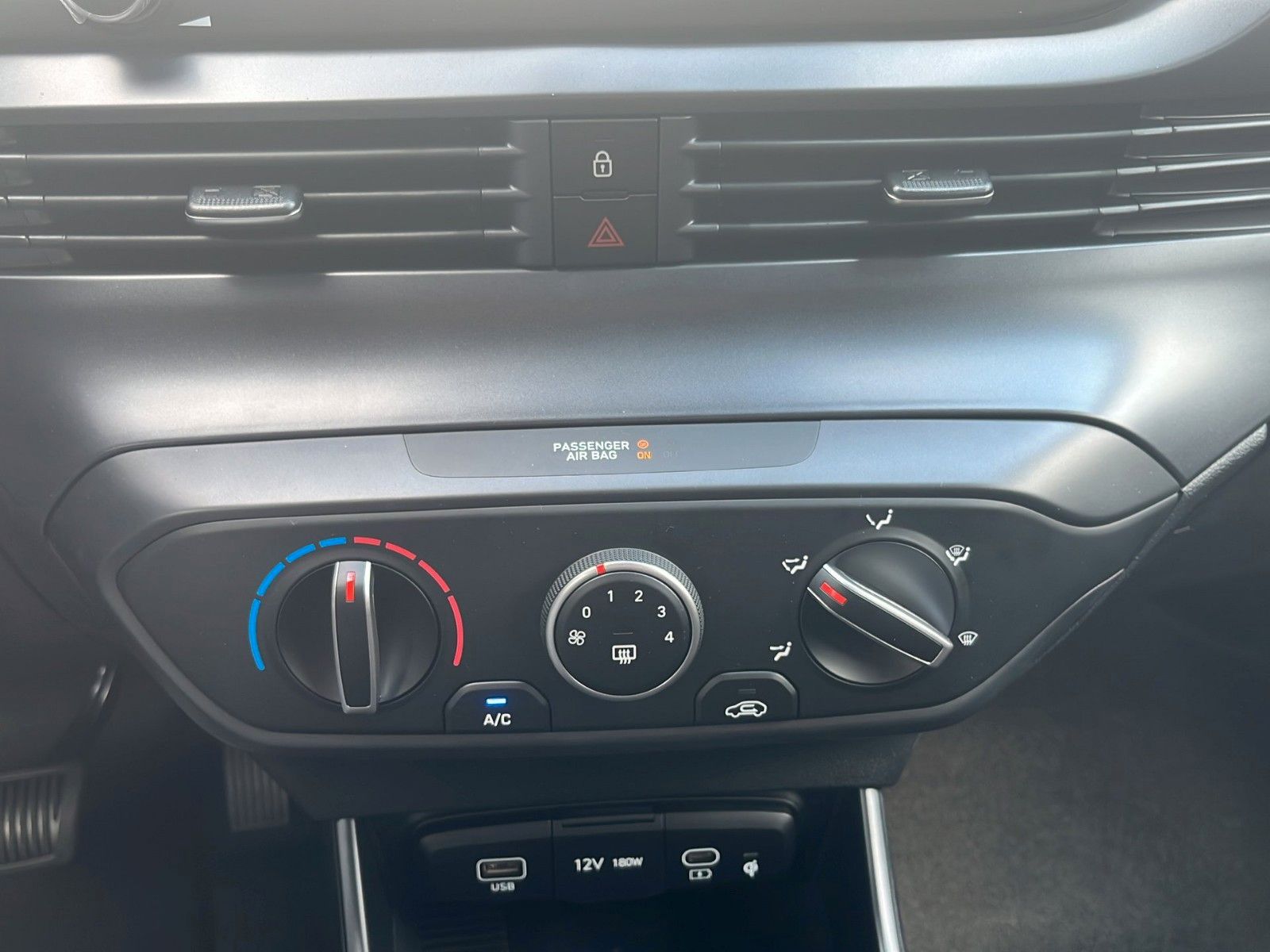 Hyundai i20 - Bild 16