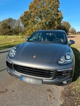 Porsche Cayenne Diesel -3.0 TDI Meteorgraumetallic - Porsche Cayenne mit Diesel-Antrieb: 3.0
