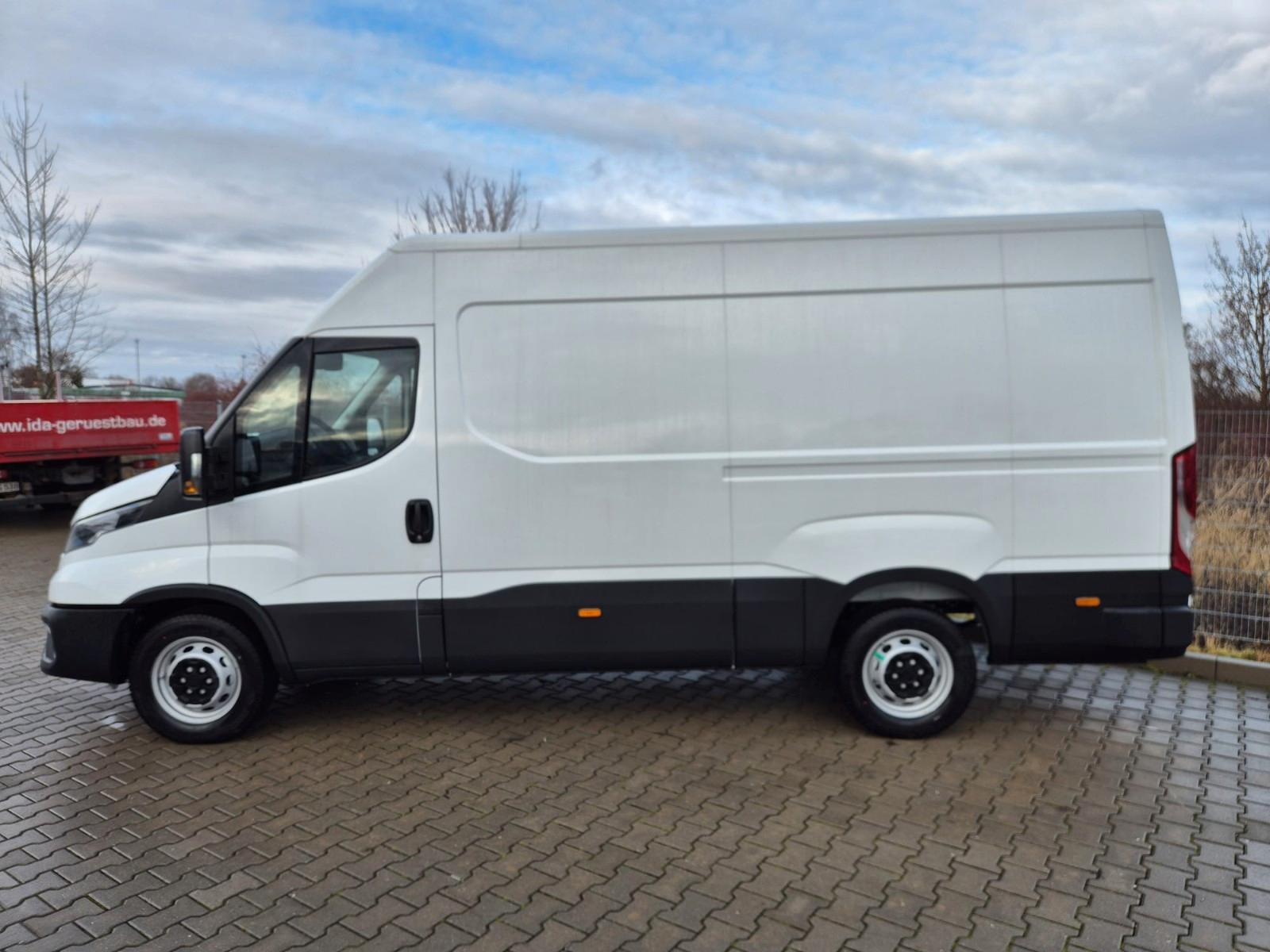 Iveco Daily 35S14 Verkleidung/Airline&Holzfußboden