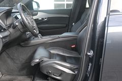 Fahrzeugabbildung Volvo XC90 R-Design T8 AWD *STHZ*PANO*360*HU*MASSAGE