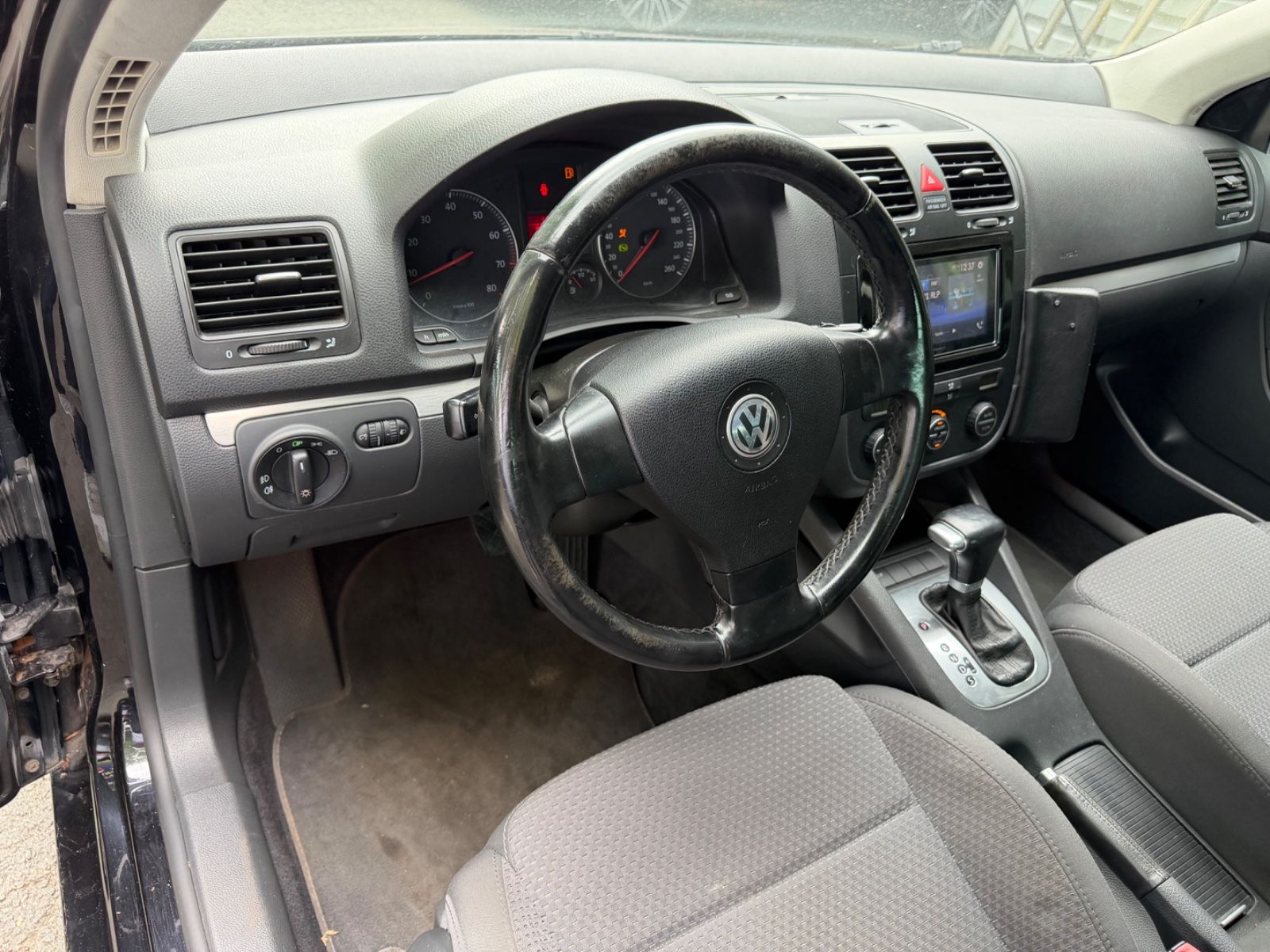 Fahrzeugabbildung Volkswagen Jetta V Sportline 2.0 AUTOMATIK