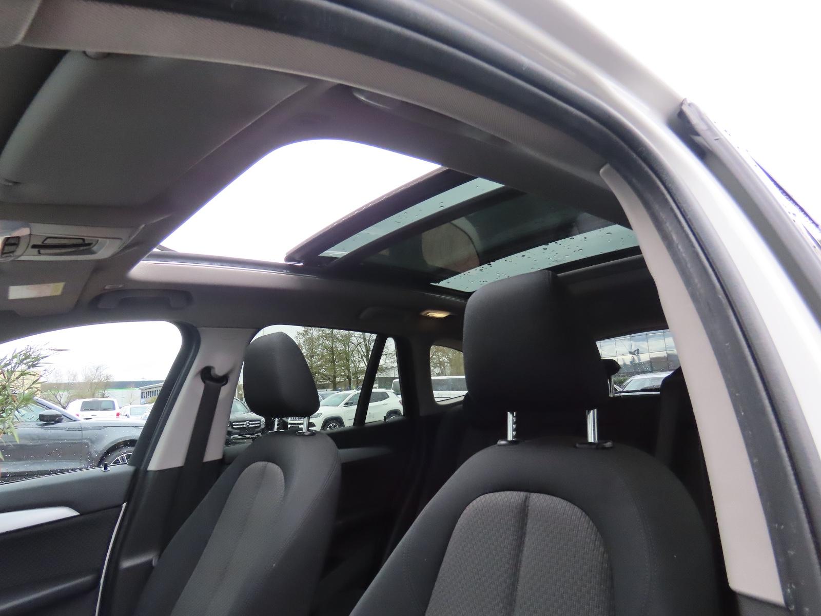 BMW X1 sDrive20i Autom. Sitzheizung Klimaauto. Pano