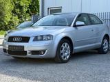 Audi A3 1.6 Attraction - Audi A3 aus 2003