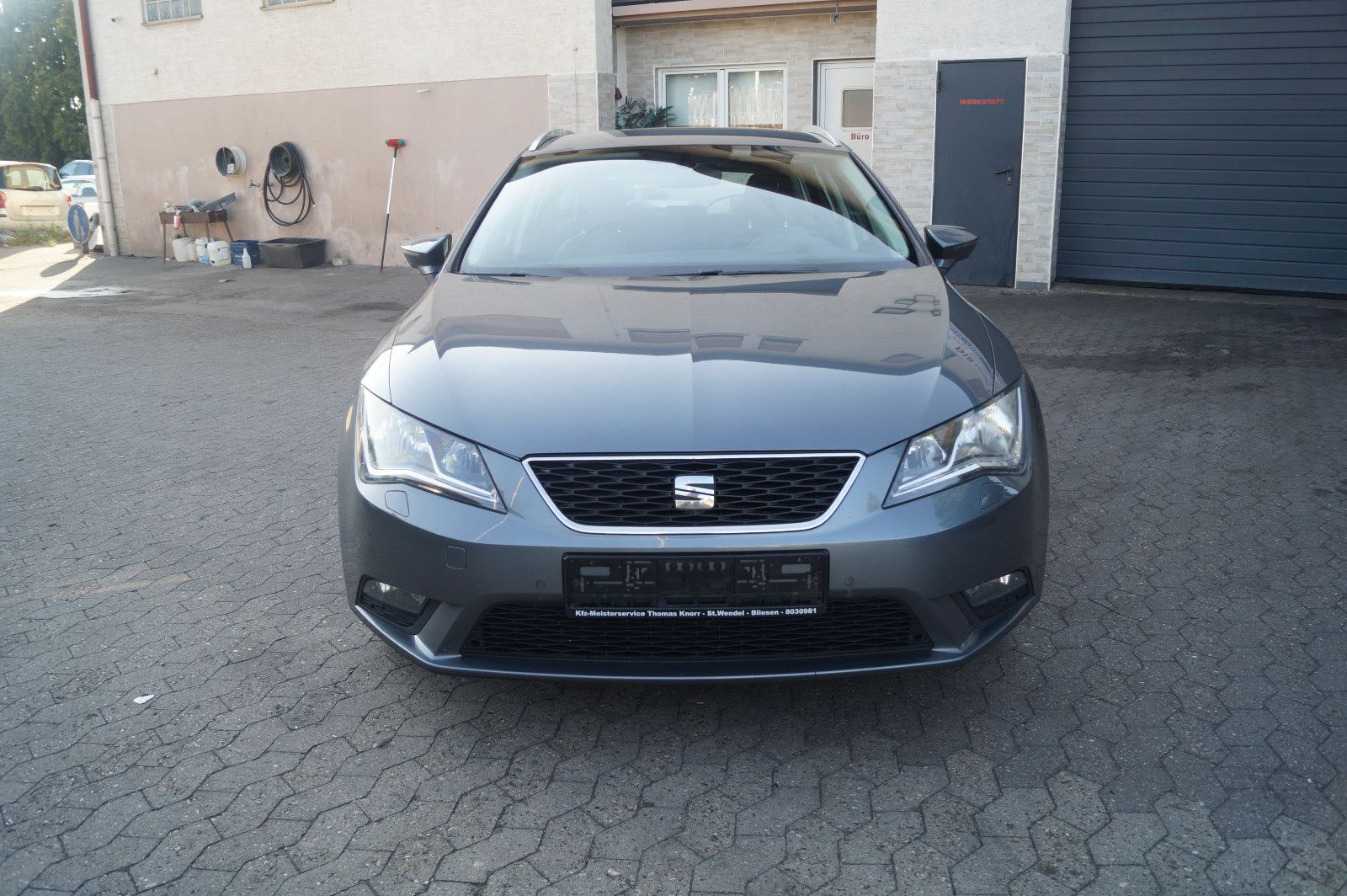 SEAT Seat Leon ST Style Klimaauto Navi PDC SHZ Tempo Eu