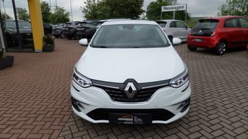 Renault Megane IV Intens 1.3 TCe 140 PS mit Winterpaket 